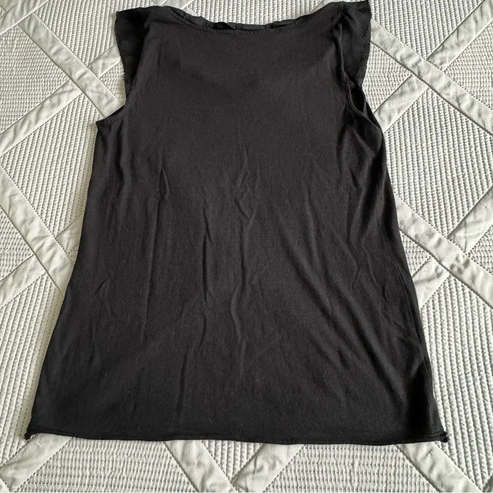 LOFT Black Flutter Sleeve Tee w silk trim at neck and sleeves Sz M - Picture 2 of 5